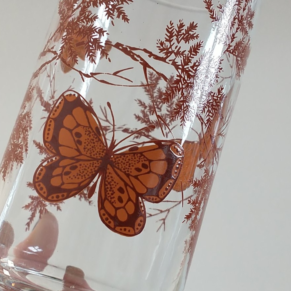 8 Vintage Brown Butterfly Drinking Glasses